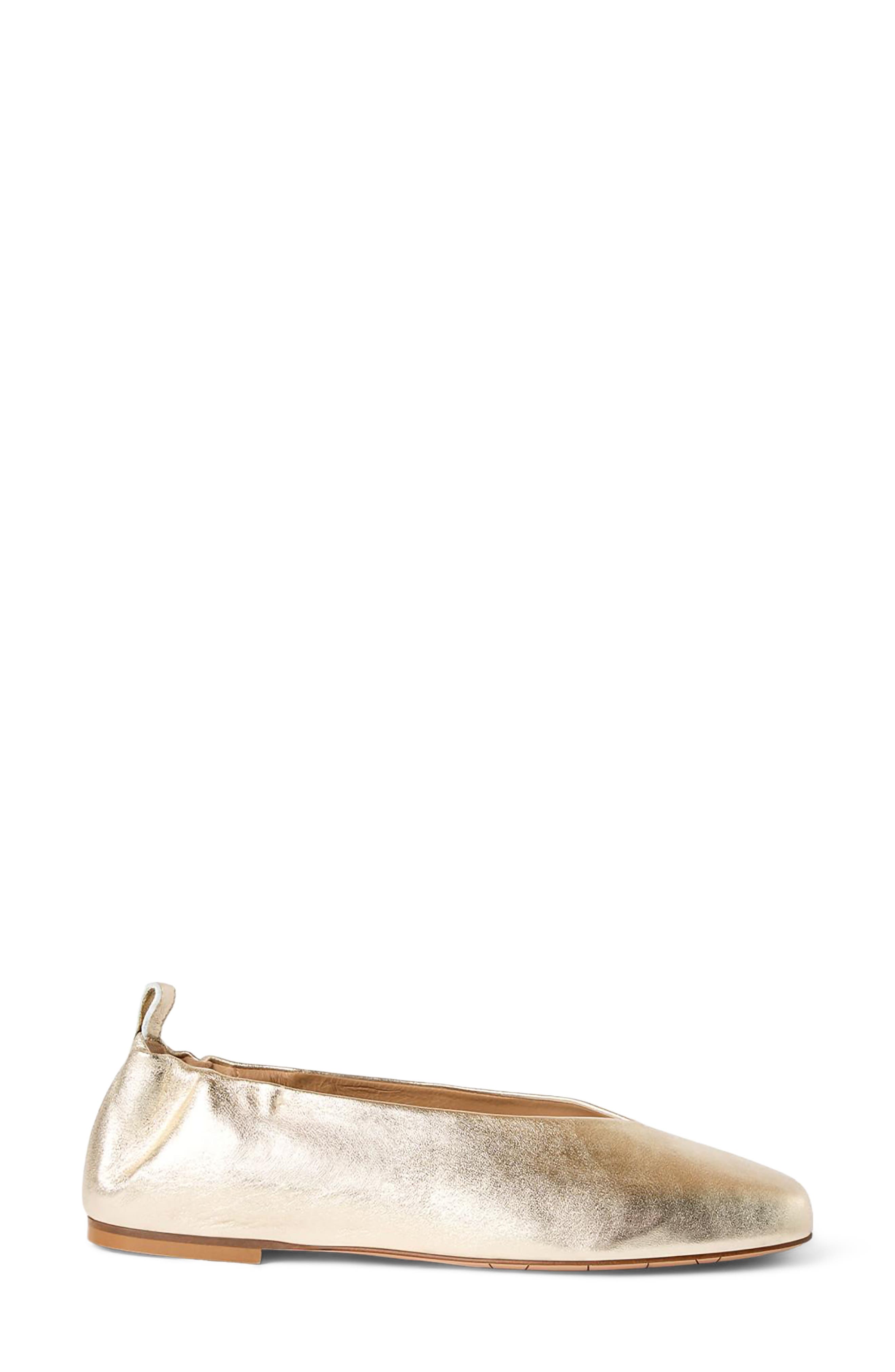 Clio Weatherproof Flat, Alternate, color, PLATINO NAPPA