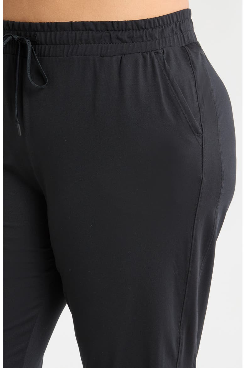 Move In Pocket Joggers, Alternate, color, BLACK