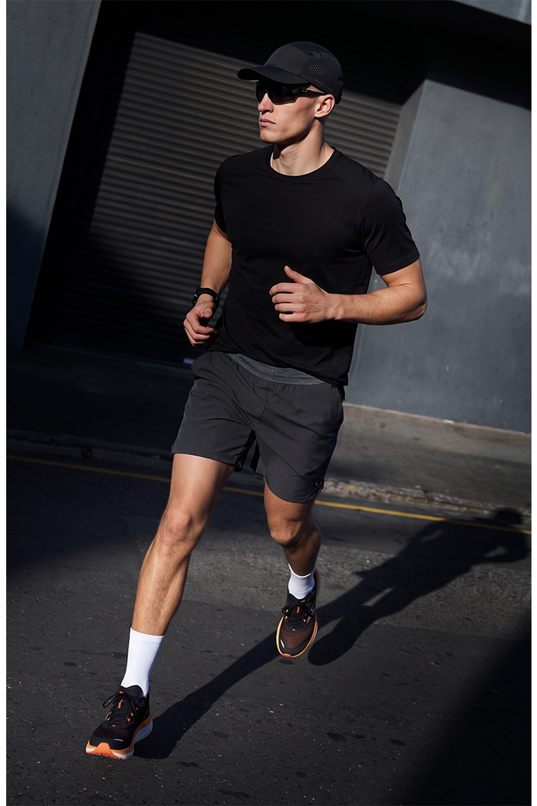 Seamless Running Hat, Alternate, color, Gotham (Black)