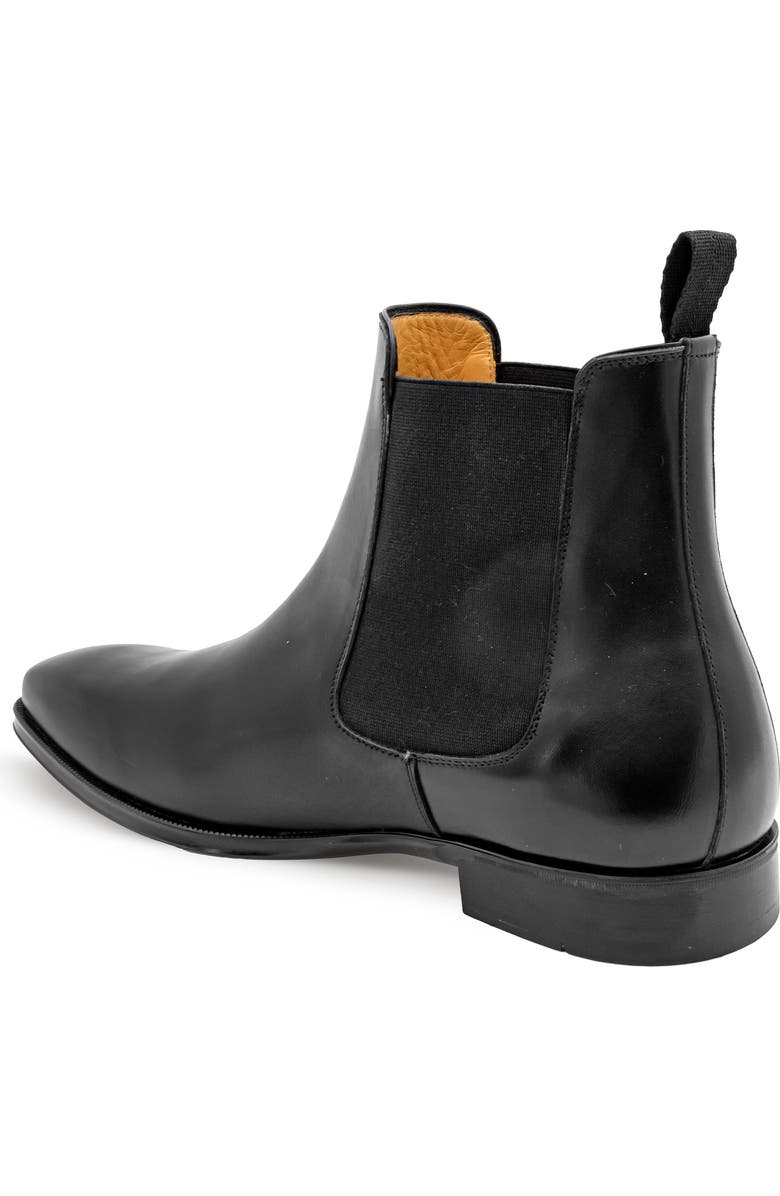 Mezlan Cervantes Plain Toe Chelsea Boot, Alternate, color, Black