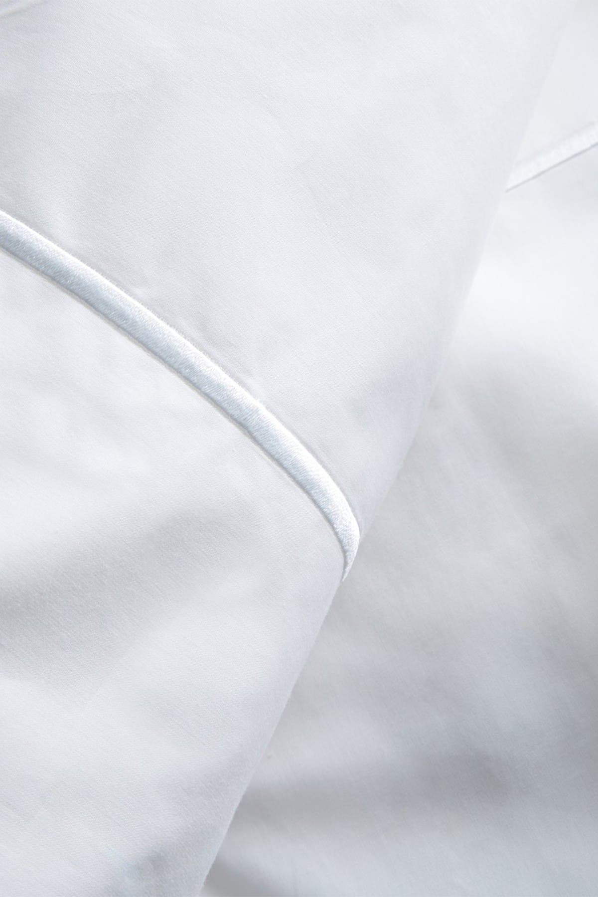 WHITE/WHITE