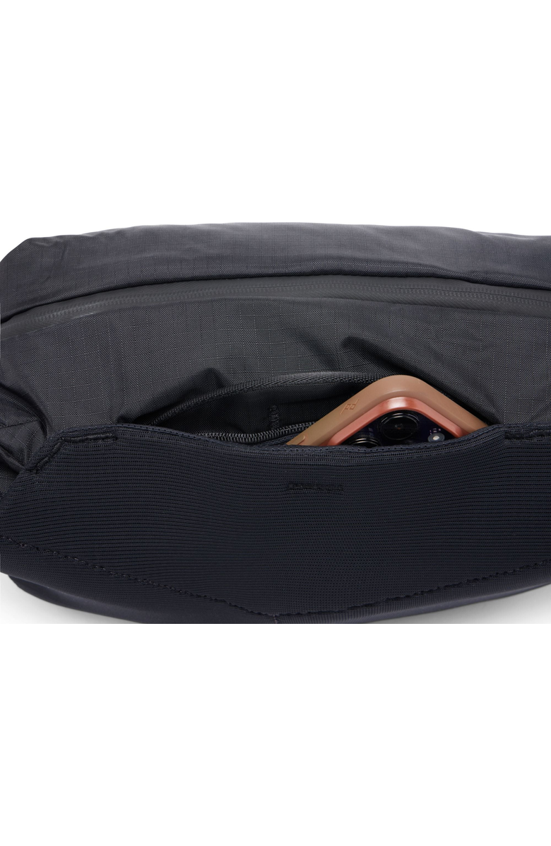 Peak Design Outdoor Sling Bag, Alternate, color, Black