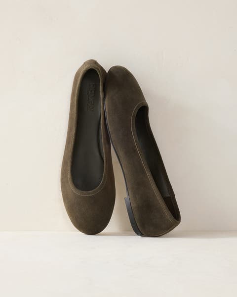 Suede Round Toe Ballet Flats