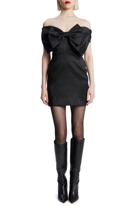 1310300 Black Off-Shoulder Sleeve Dress