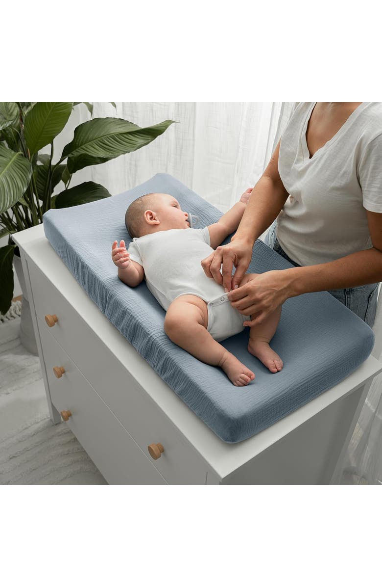 Comfy Cubs Muslin Fitted Changing Pad Cover, Alternate, color, Pacific Blue