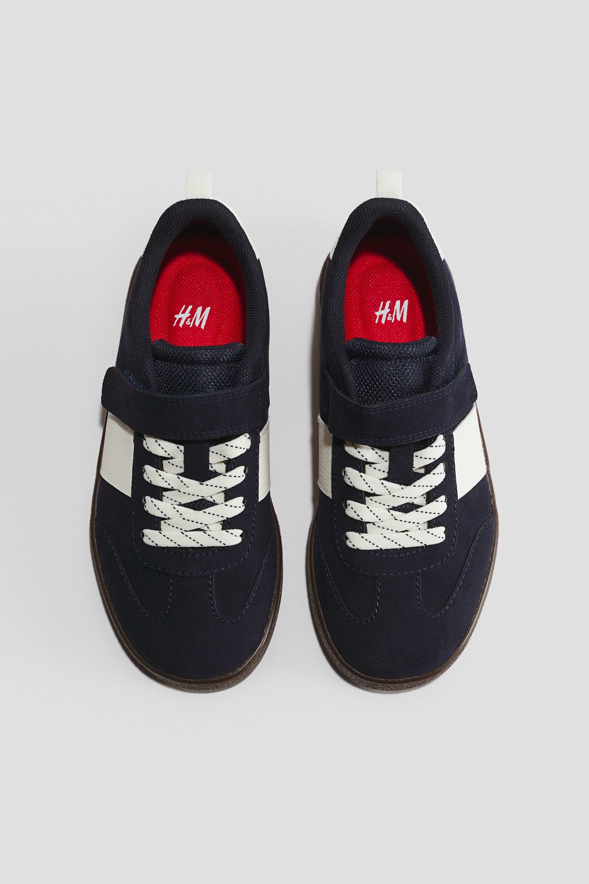 Sneakers, Alternate, color, Navy blue/white