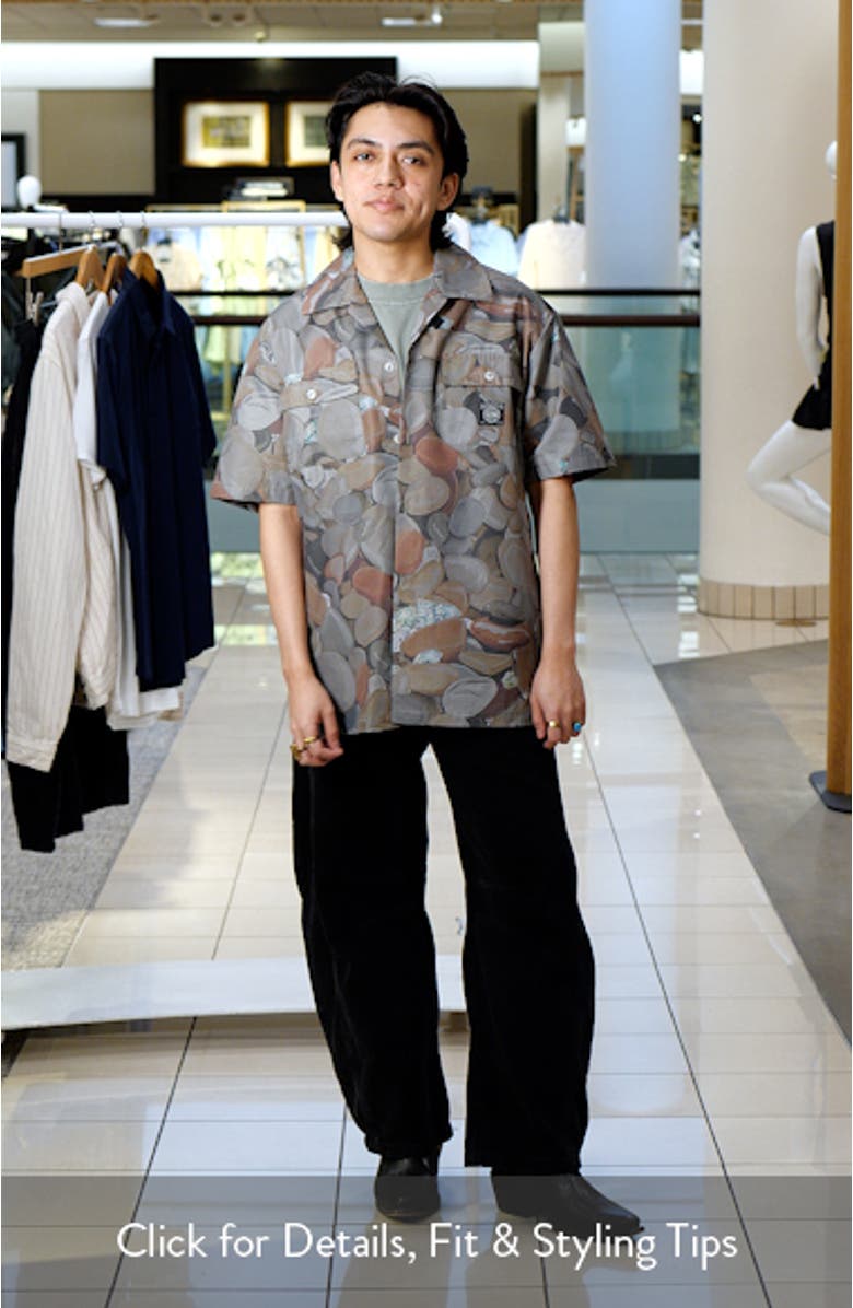 Space Carat Print Short Sleeve Button-Up Shirt, sales video thumbnail