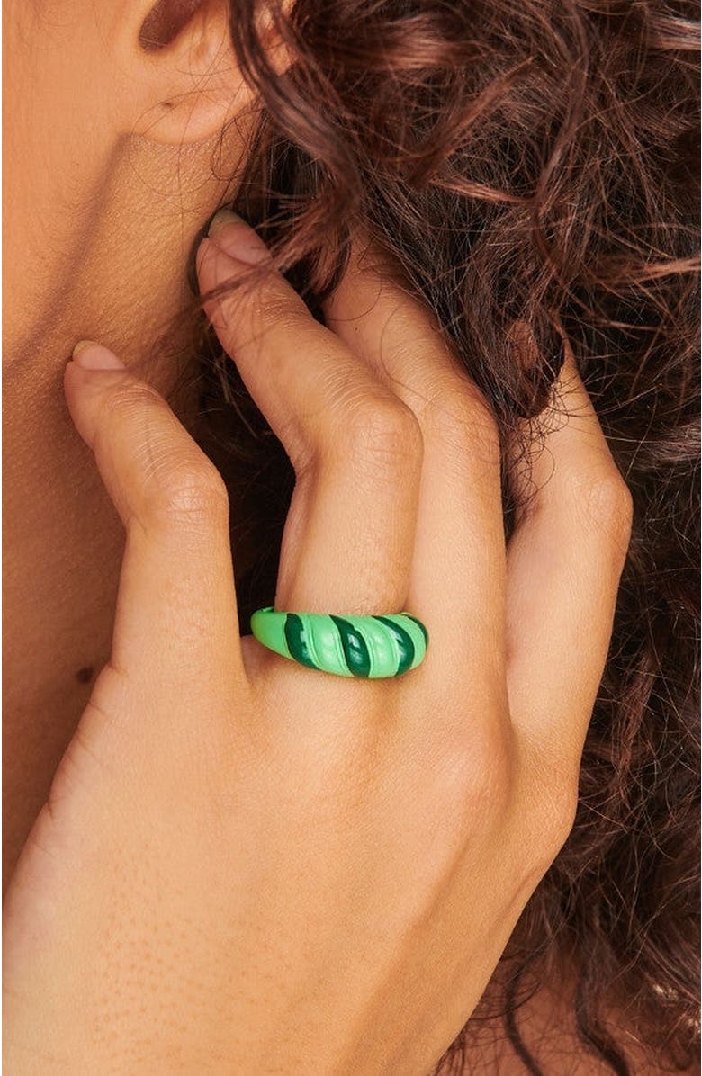 Little Sky Stone Croissant Ring, Alternate, color, Emerald Green