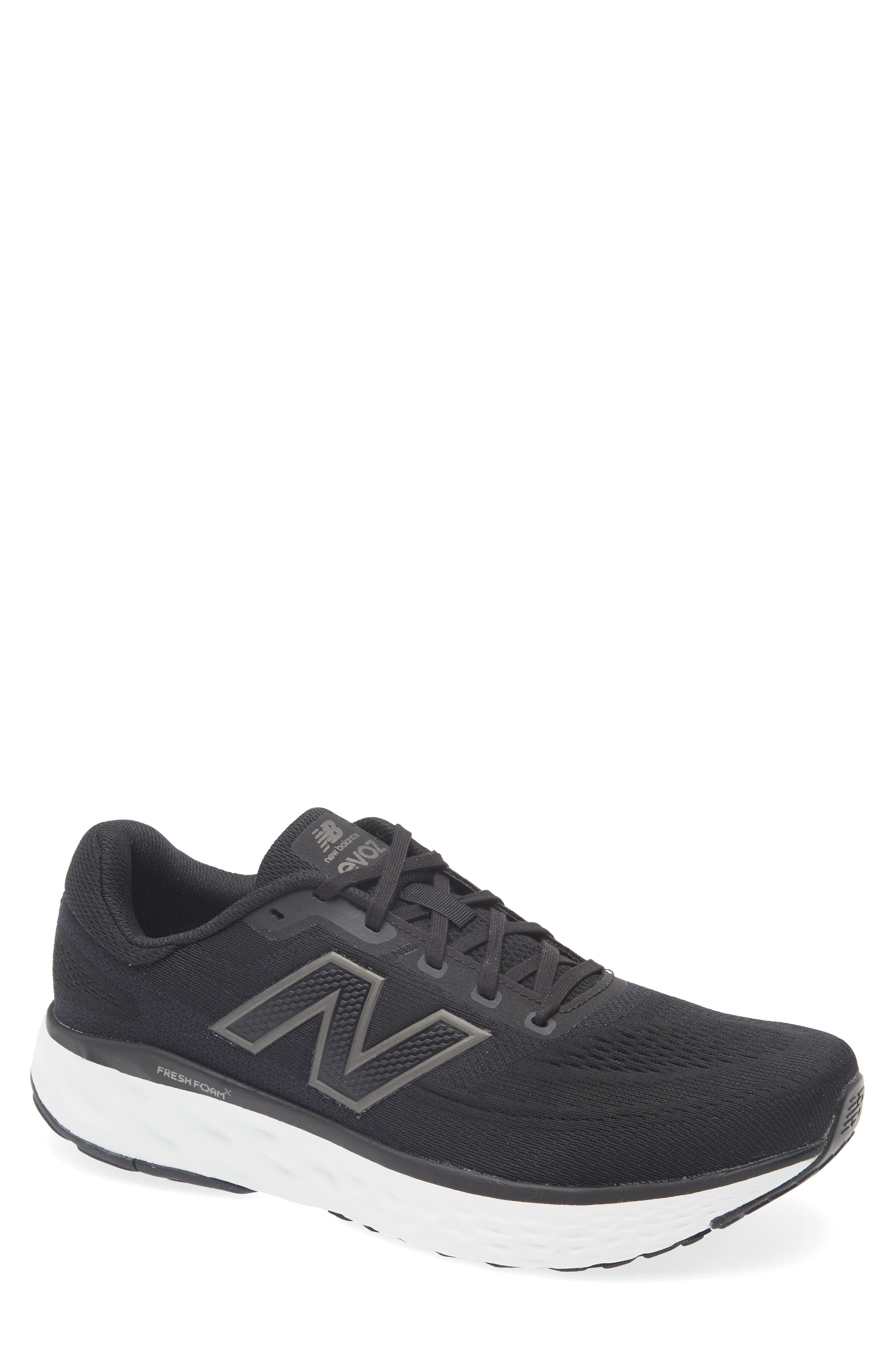 New Balance Evoz Sneaker