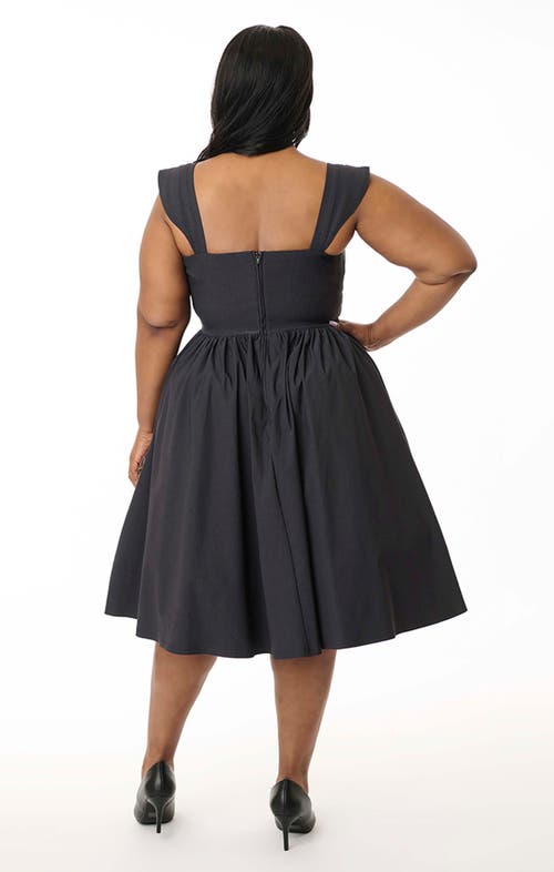 Unique Vintage Plus Size 1950s Sweetheart Sleeveless Swing Dress In Black