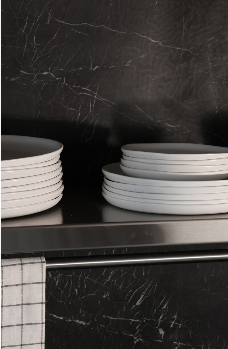 Fable The Dessert Set of 4 Plates, Alternate, color,