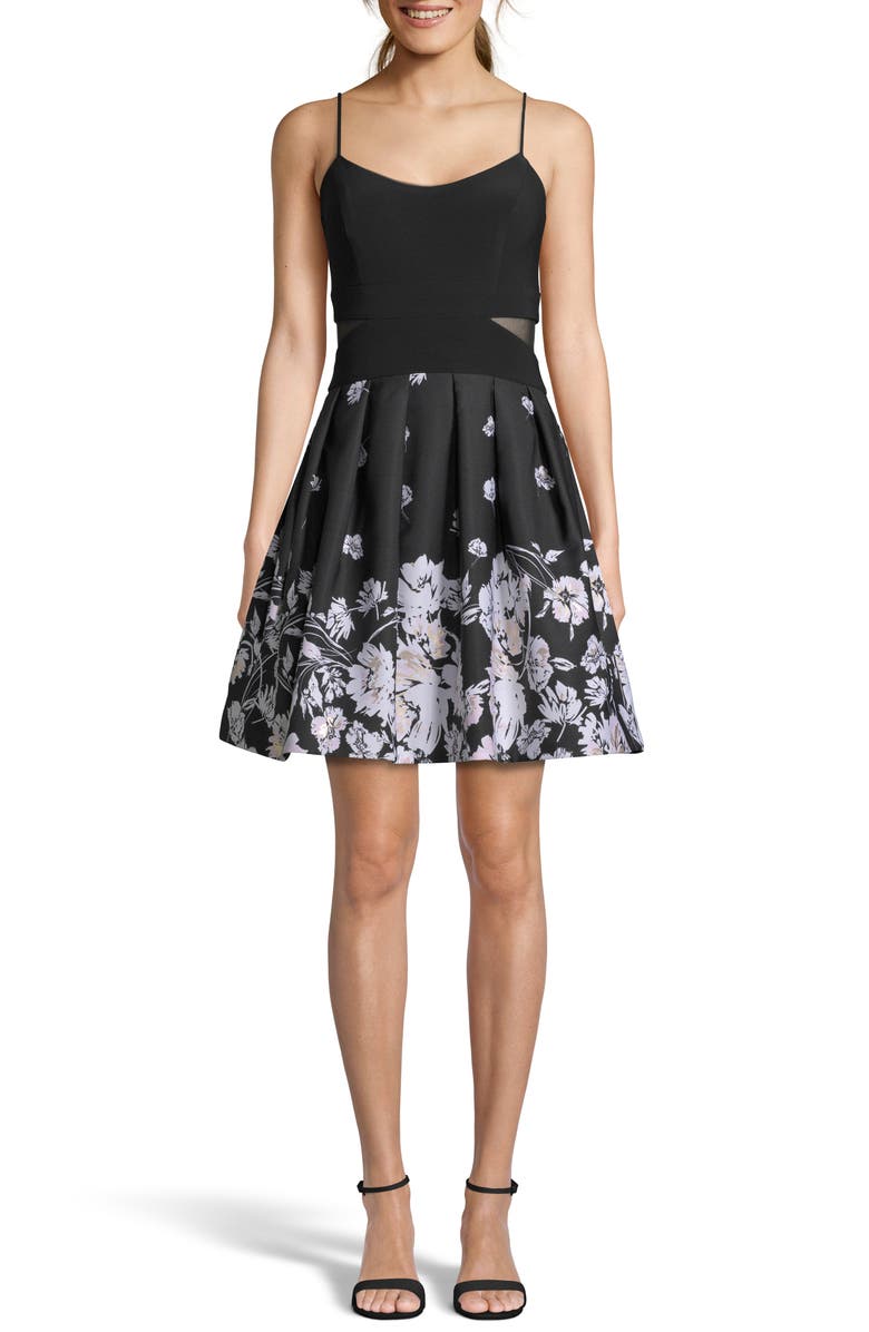 Xscape Evenings Xscape Mesh Inset Print Pleated Party Dress, Alternate, color, 