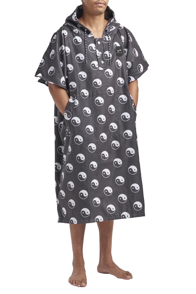 Sun Moon Quick Drying Changing Poncho, Main, color, BLACK/ WHITE