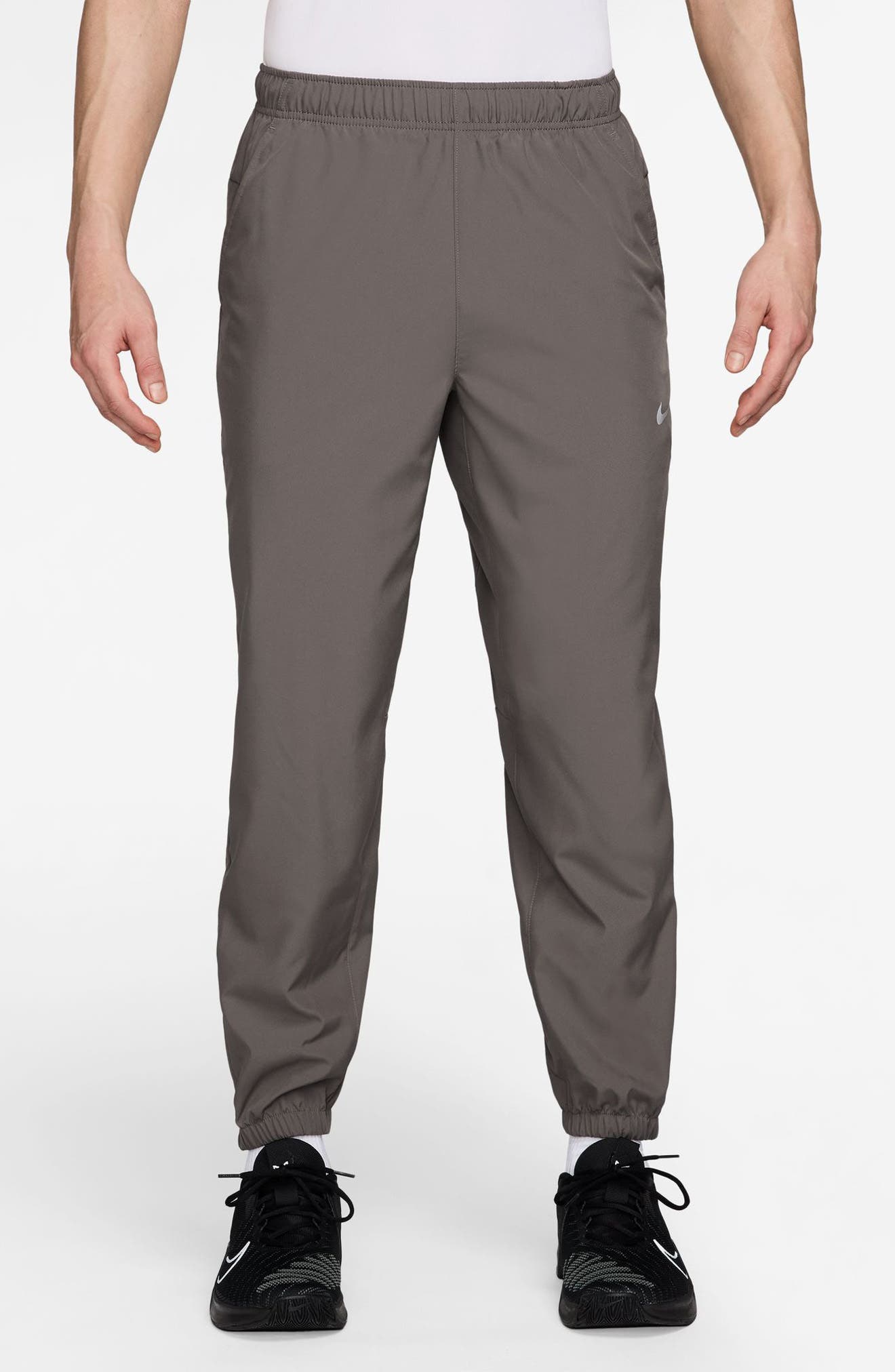 Nike Dri-FIT Tapered Versatile Pants