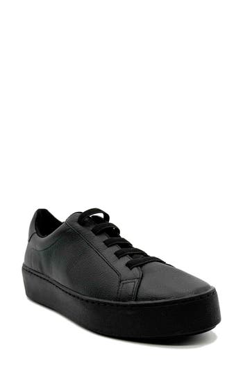 Shop Chelsea Crew Meloni Low Top Sneaker In Black Leather