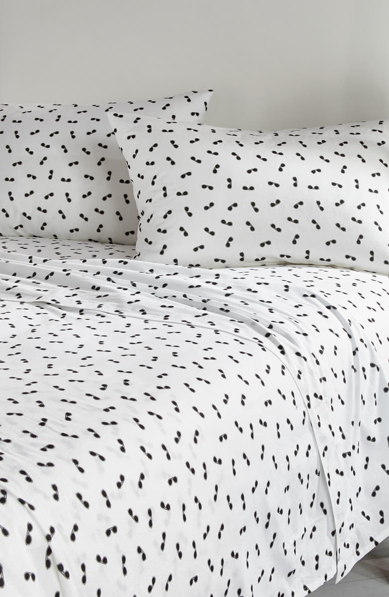 KARL LAGERFELD PARIS Sunglasses Print Sheet Set, Main, color, 