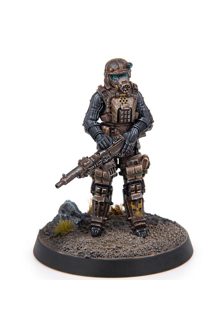 6 Resin Figures & Bases, Unpainted, Alternate, color, Multicolored