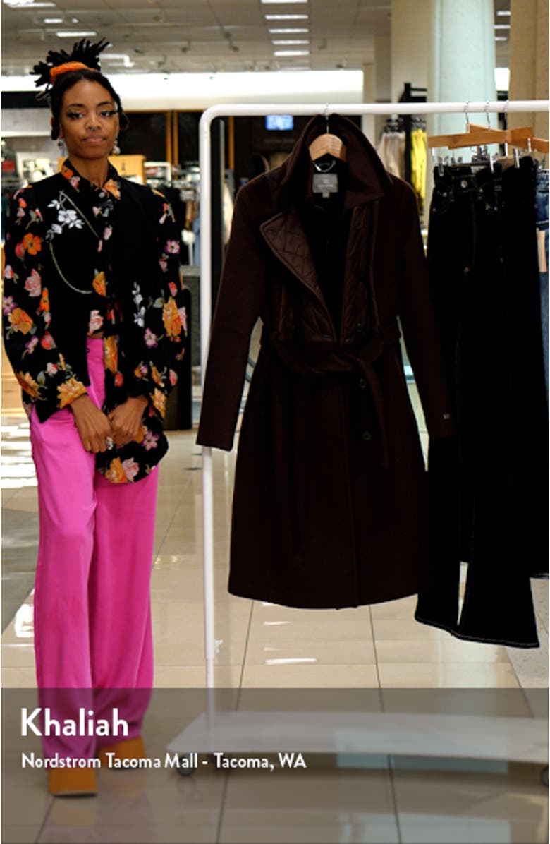 Men's Colosseum White Ole Miss Rebels Arch & Logo 3.0 Pullover Hoodie, sales video thumbnail