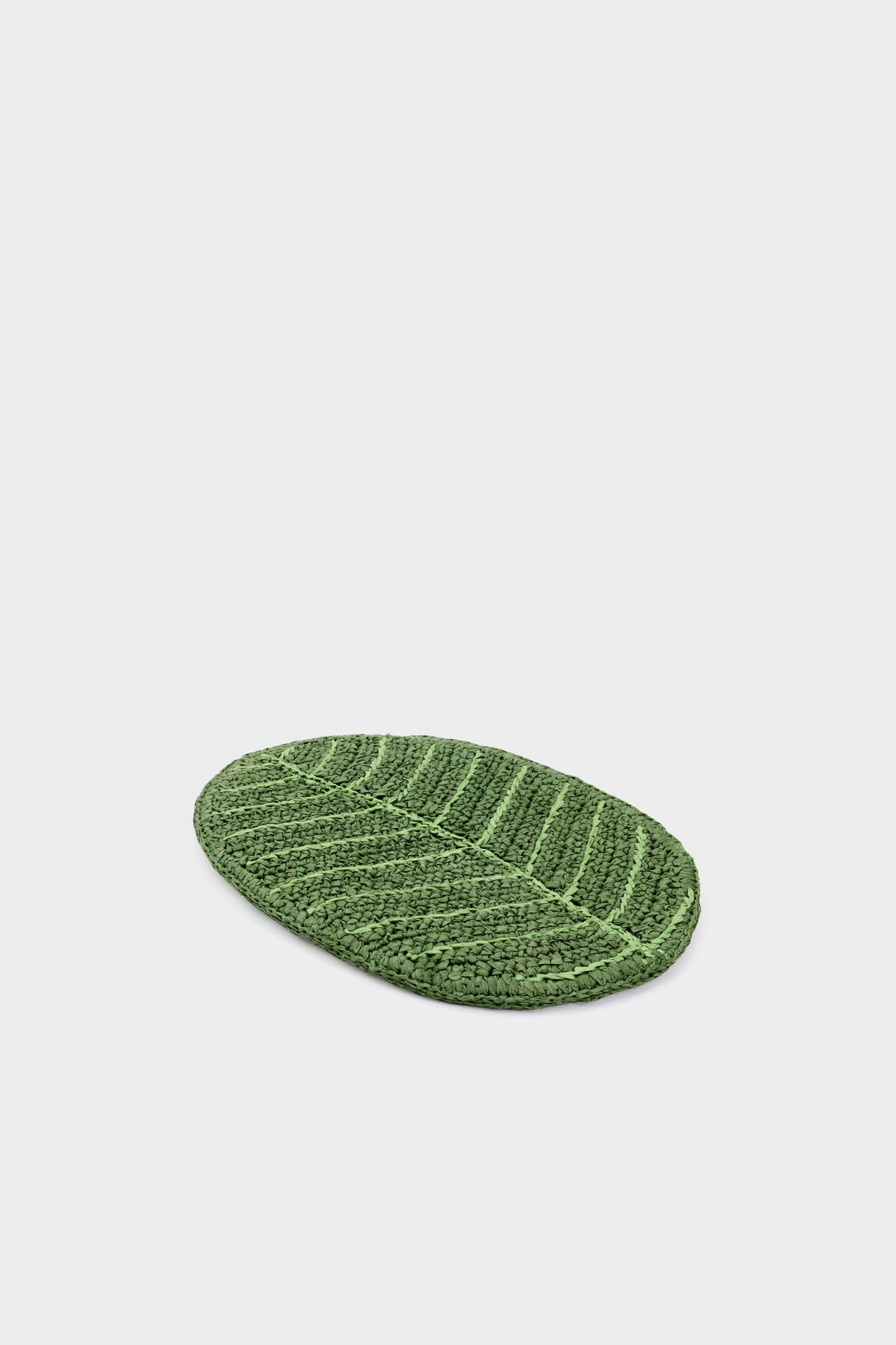 SIMONMILLER Leaf Clutch in Grass Green, Alternate, color, Grass Green