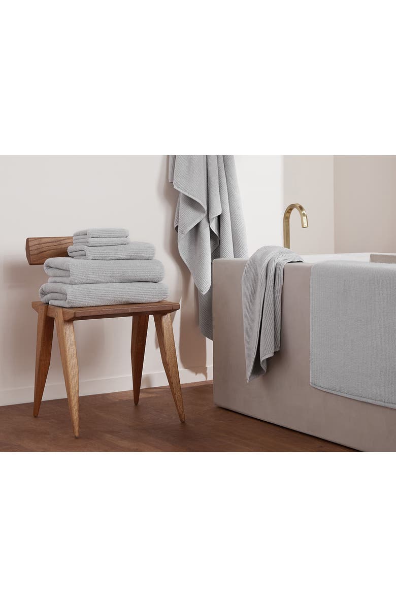 Soft Rib Bath Essentials
