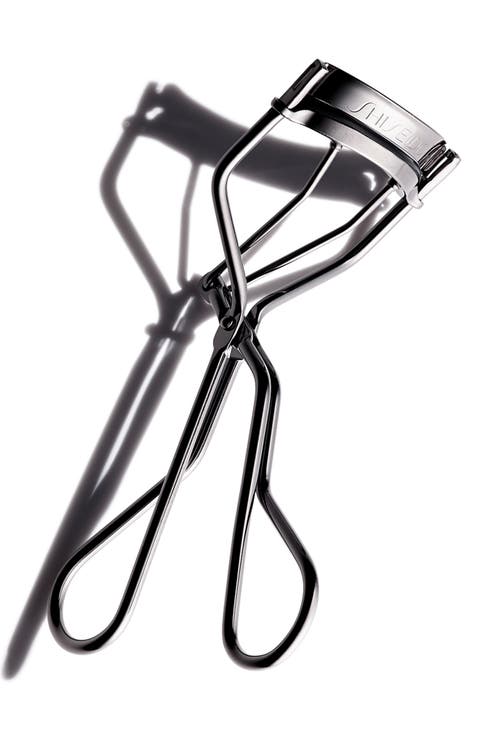 The Makeup Eyelash Curler