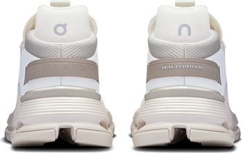 Cloudnova 2 Sneaker
