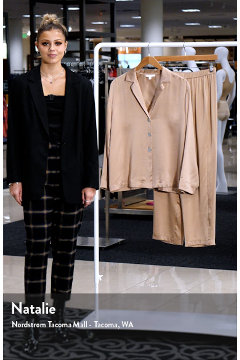Long Sleeve Washable Silk Pajamas video