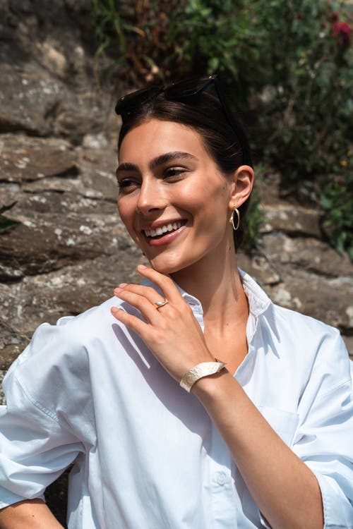 Tutti & Co Praise Bangle In Gold