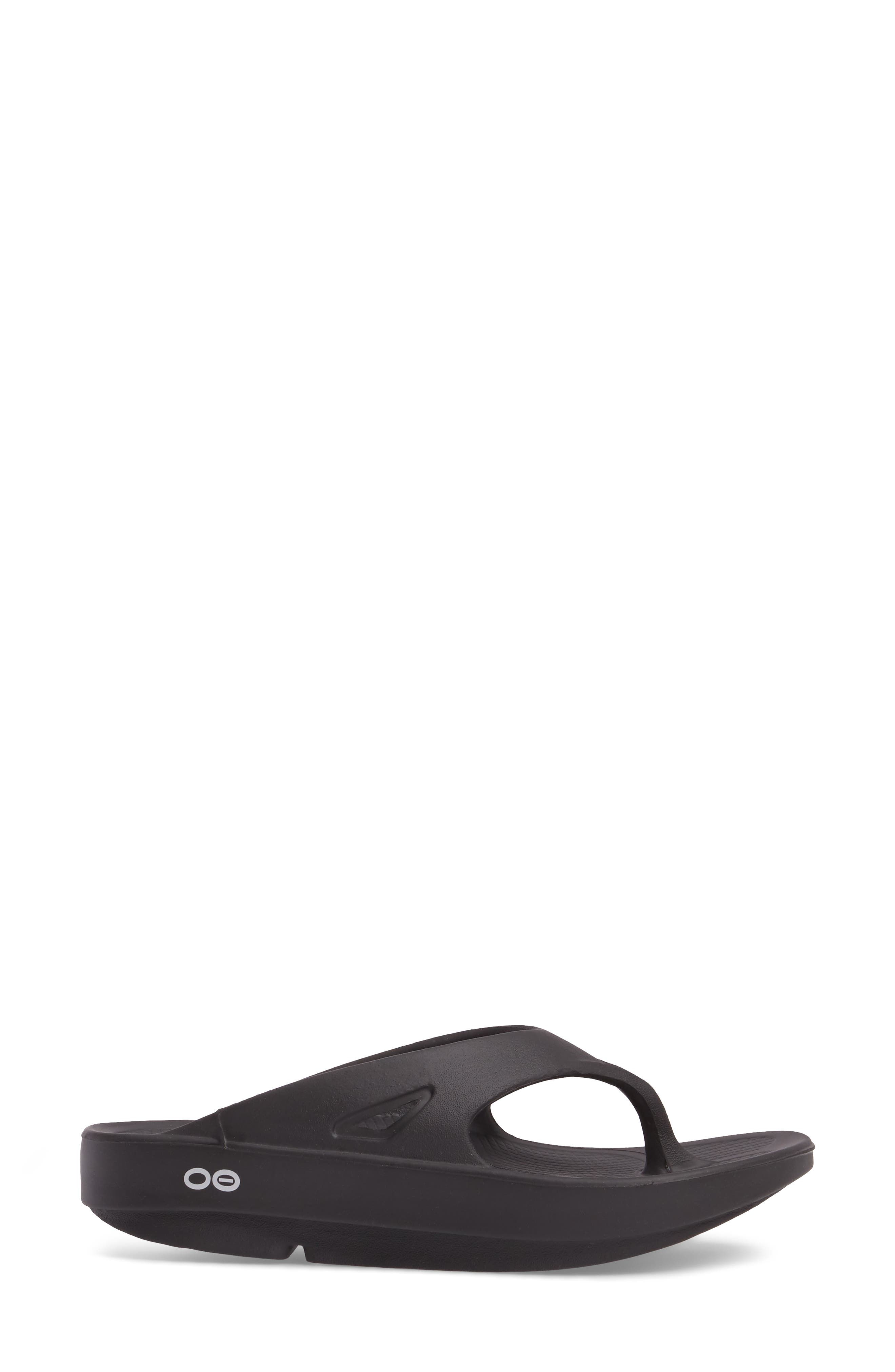 Oofos Gender Inclusive OOriginal Sandal, Alternate, color, Black