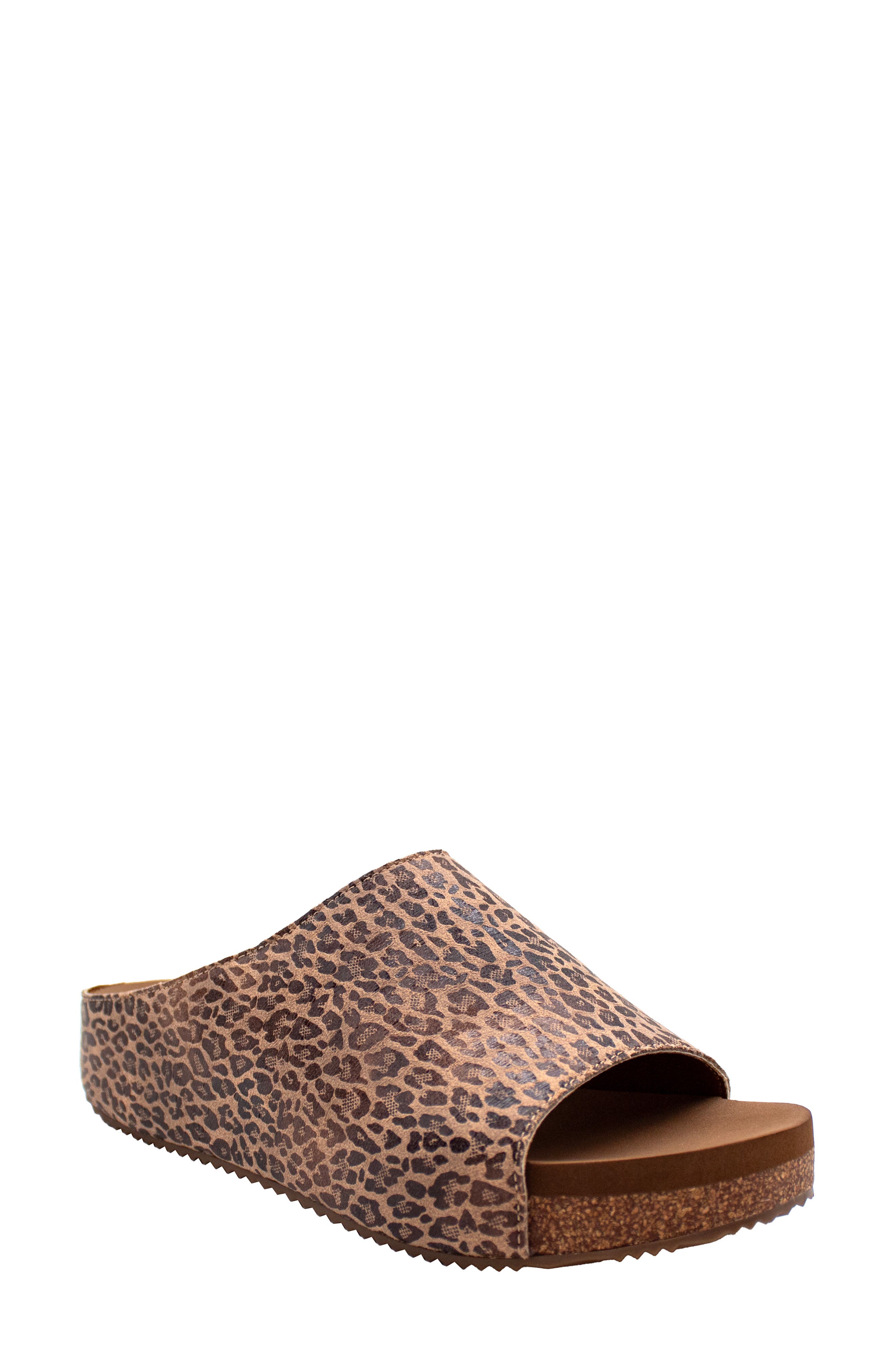 Volatile Wren Platform Sandal, Main, color, Leopard