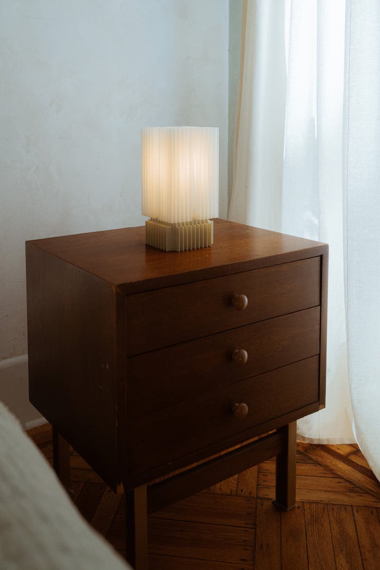 Brut Lamp, Alternate, color, Eggshell