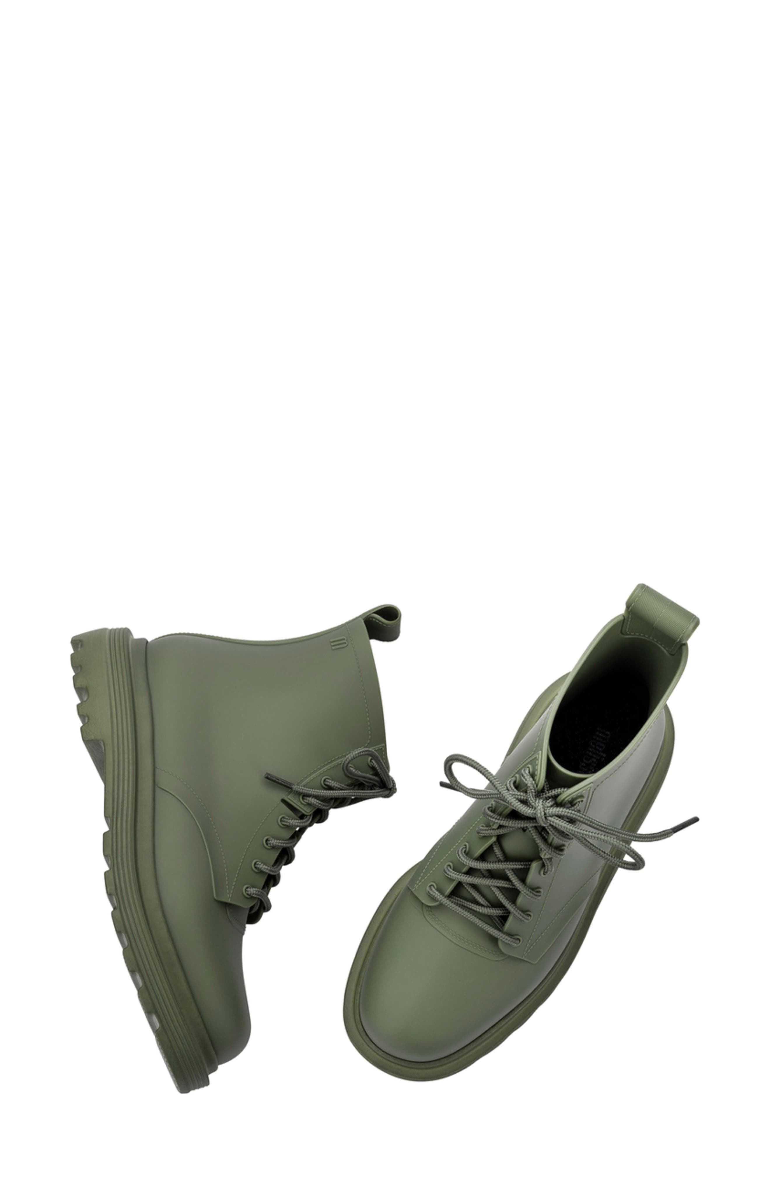Corturno Soft Lugged Combat Boot, Alternate, color, GREEN