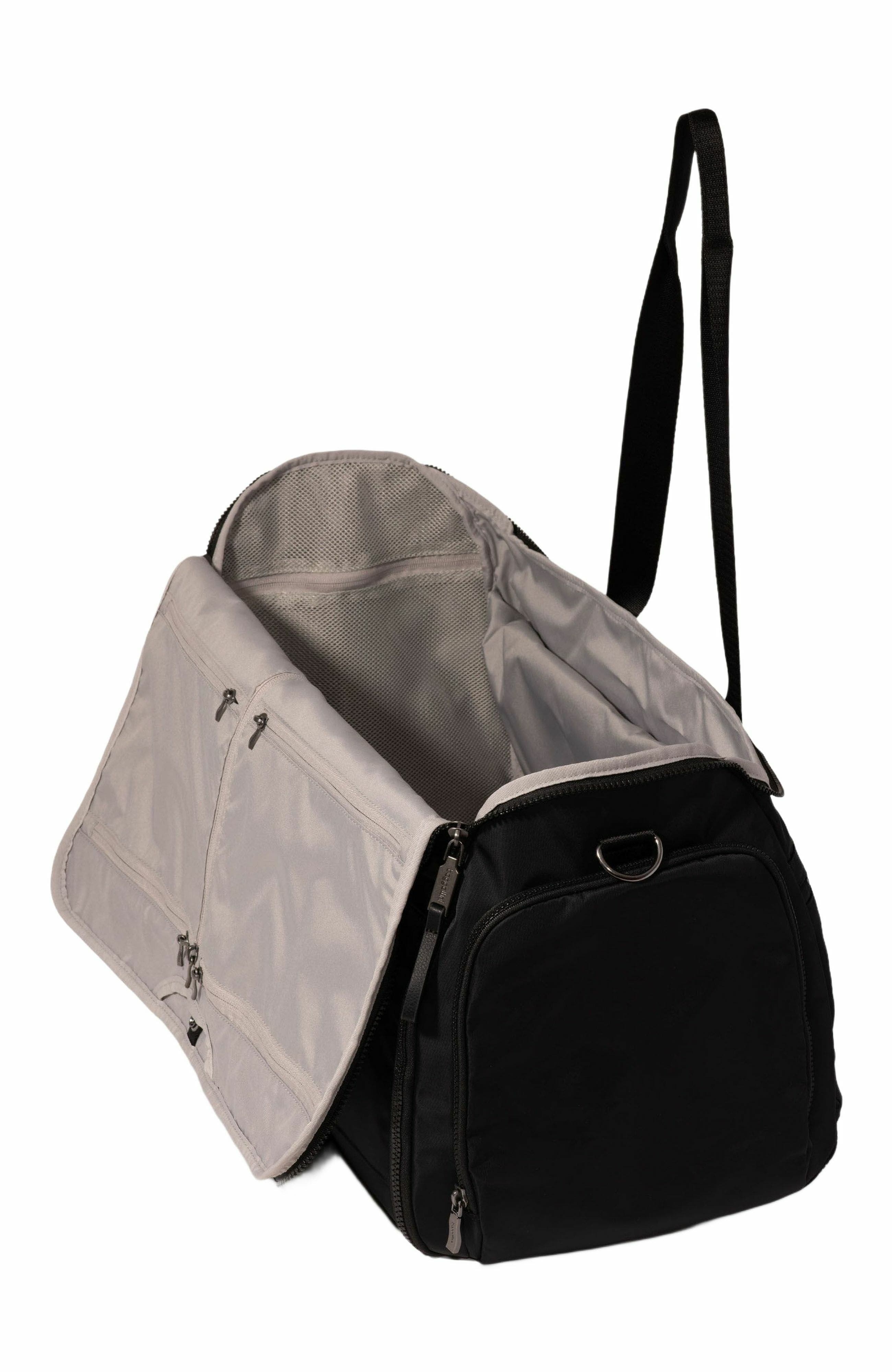 BAGGALLINI Madison 2 in 1 Garment Duffel Bag, Alternate, color, Black Twill