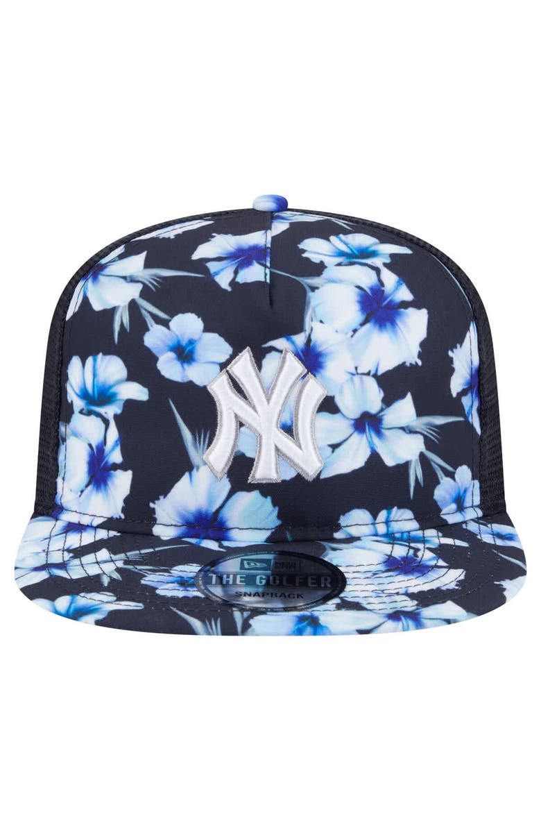 New Era Men's New Era Navy New York Yankees Adventure Pattern Golfer Trucker Snapback Hat, Alternate, color, Navy
