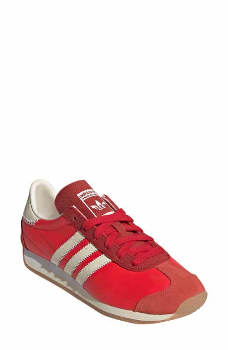 Country Low Top Sneaker