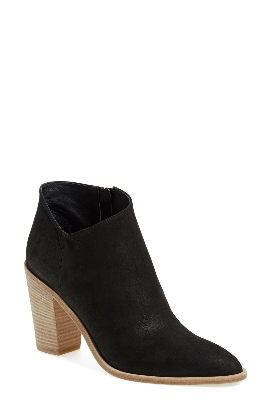 Vince 'Easton' Bootie, Main, color, 