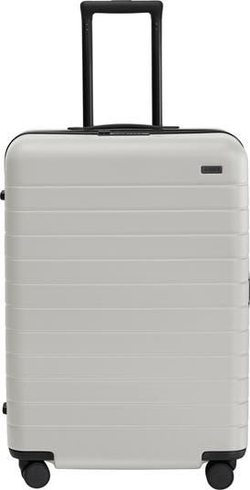 Flex 26-Inch Spinner Suitcase