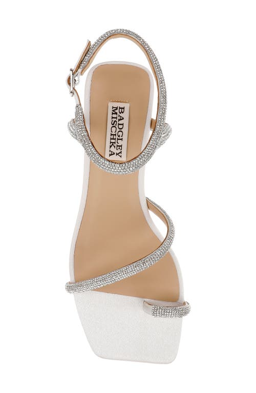 BADGLEY MISCHKA BADGLEY MISCHKA COLLECTION DAKOTAH ANKLE STRAP TOE LOOP SANDAL 