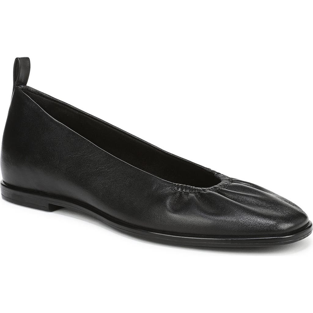 Naturalizer Estie Flat In Black