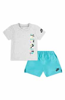 Nike Logo Graphic T-Shirt & Shorts