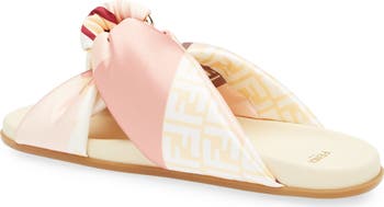 Feel Knotted Sandal