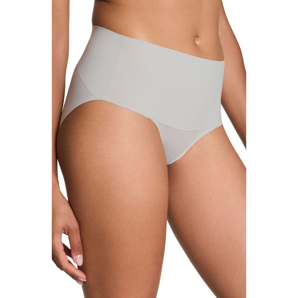 Spanx Undie-tectable Thong In Gray