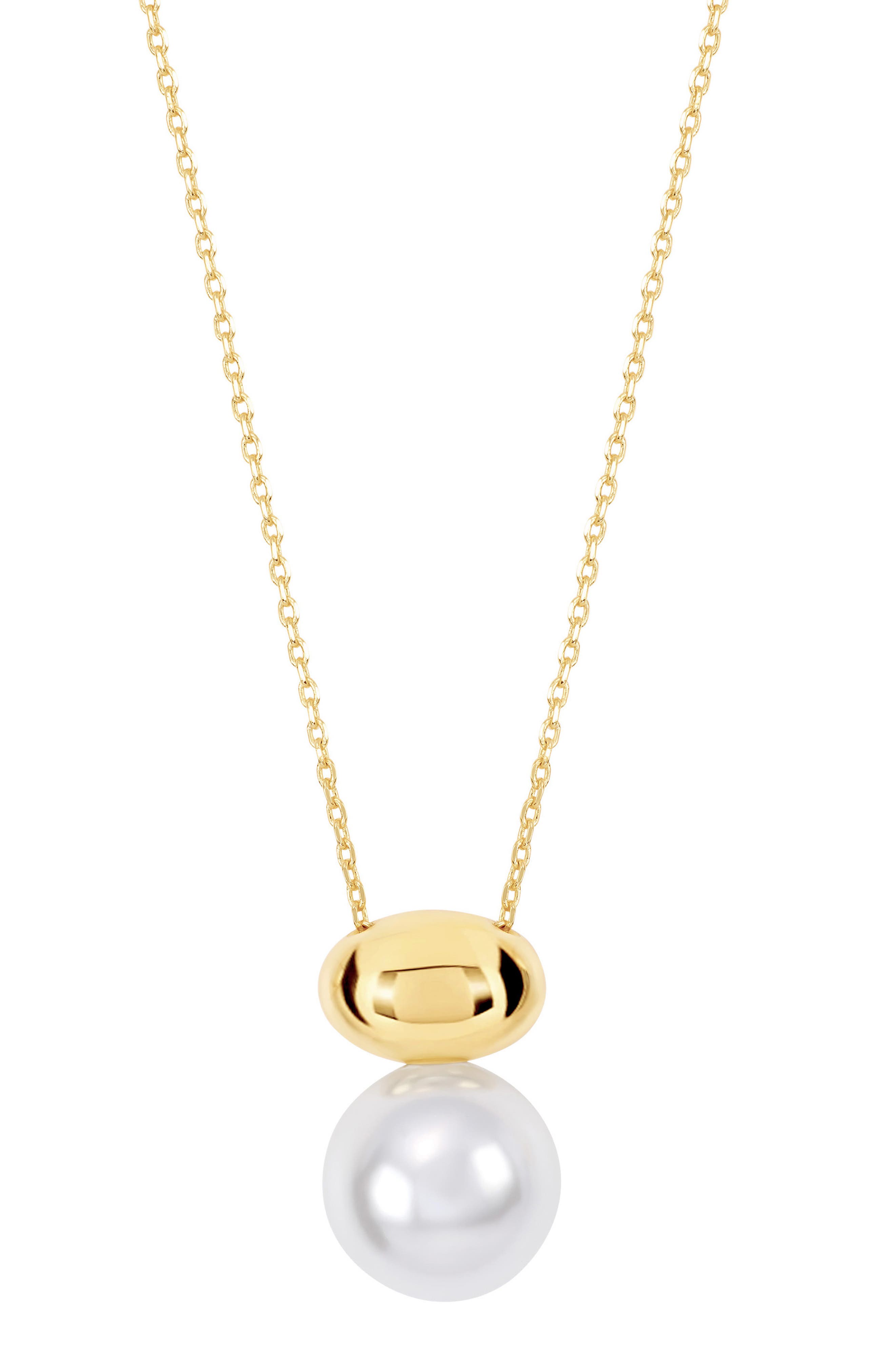 Faux Pearl Pendant Necklace