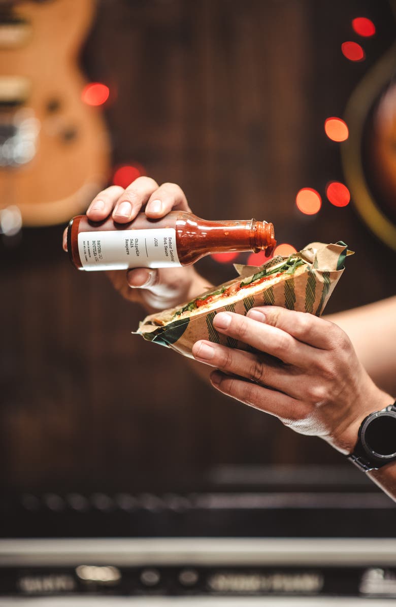 Señor Lechuga The Line Up 6-Piece Set Hot Sauces, Alternate, color, Red Maroon And Yellow