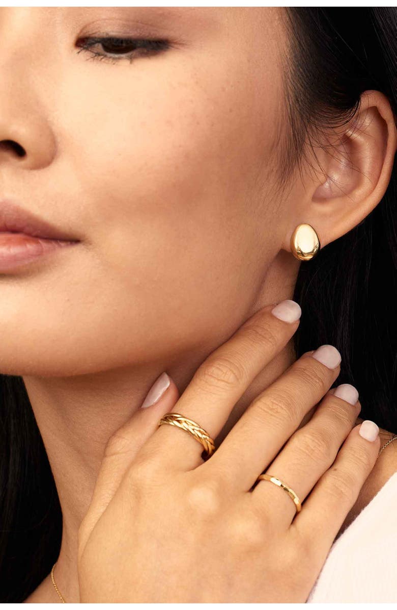 Oradina 14K Yellow Gold Madison Avenue Studs, Alternate, color, Yellow Gold