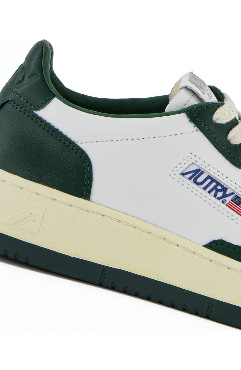 AUTRY Medalist Low Sneaker, Alternate, color, Leather White/ Mountain