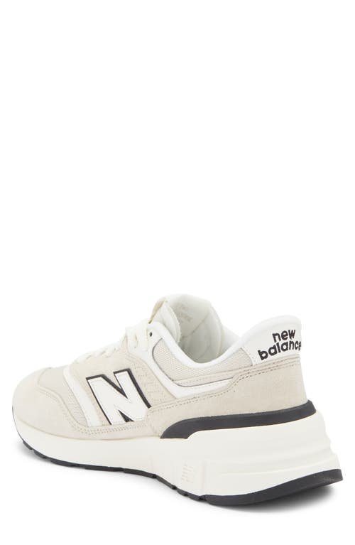 New Balance Gender Inclusive 997r Sneaker In Timberwolf/sea Salt