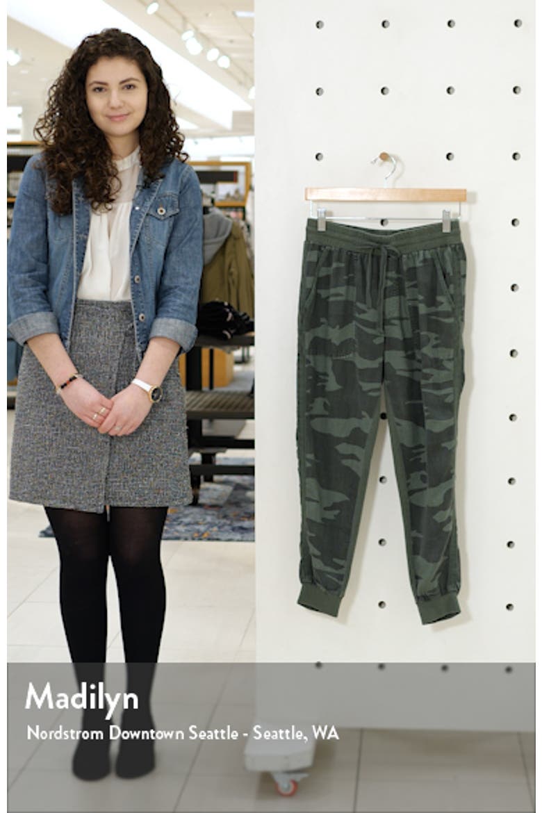 Lakeside Jogger Pants video