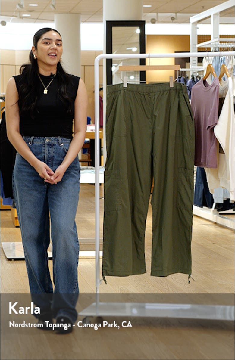 Curve Pull-On Wide Leg Cotton Poplin Cargo Pants, sales video thumbnail