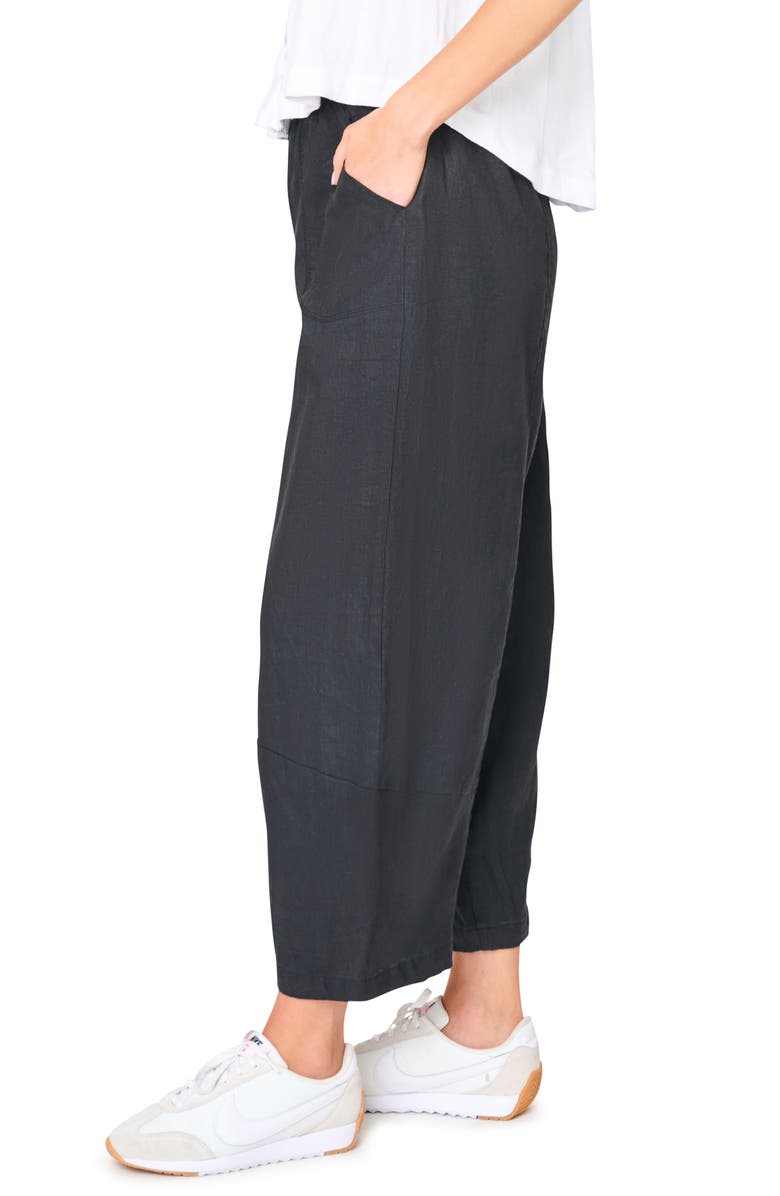 GIBSONLOOK Crop Barrel Leg Cotton Pants, Alternate, color, Black